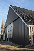 Schuur tot woonboerderij in Boven Pekela