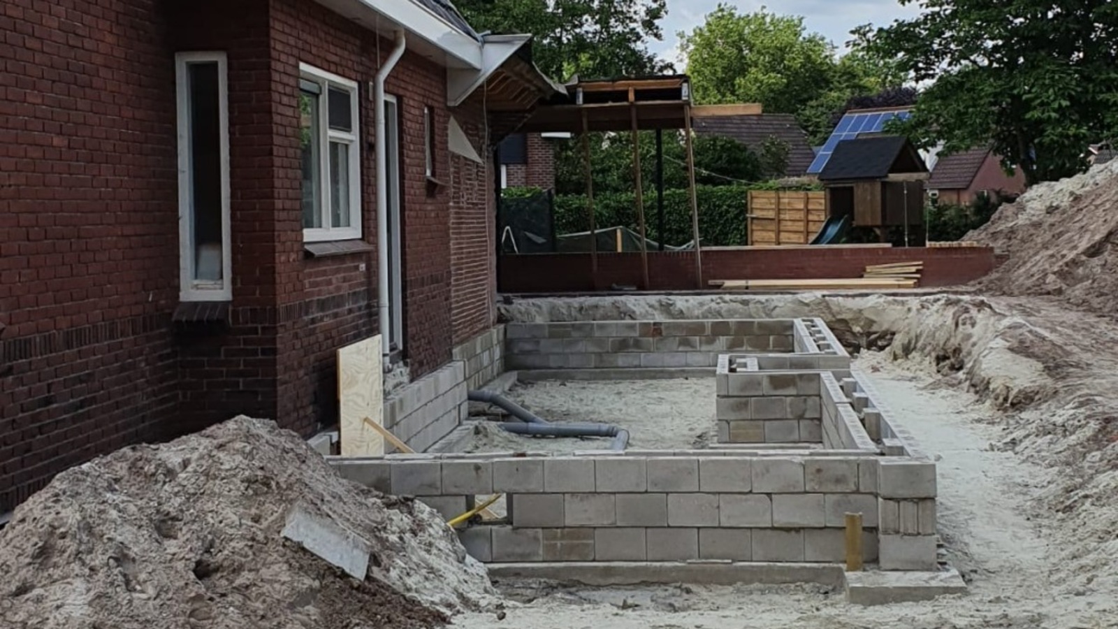 Aanbouw woning in Onstwedde